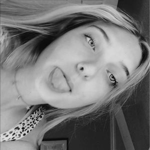 Meet your Posher, Lilly